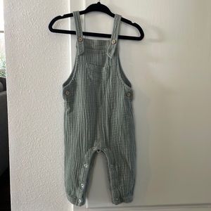 Rylee + Cru Green Overalls 6-12mos